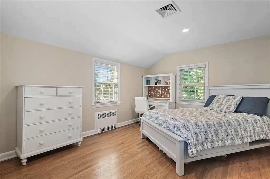 30 Colonial Road Bronxville NY 10708