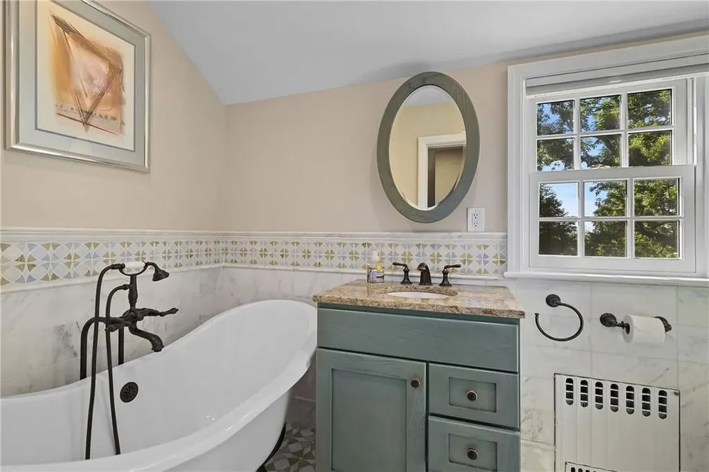30 Colonial Road Bronxville NY 10708