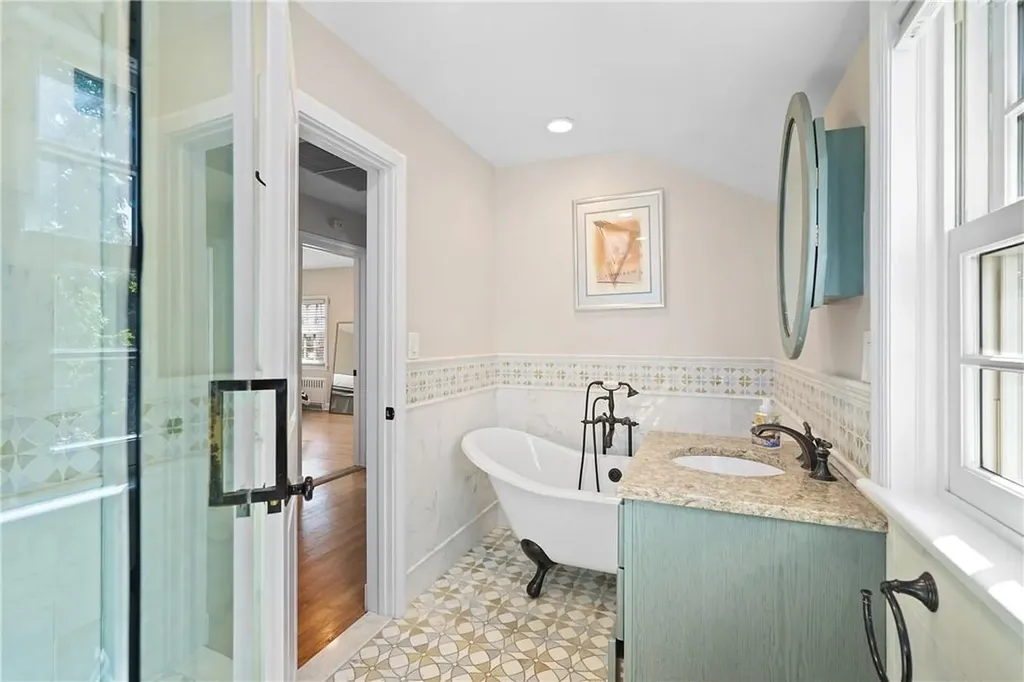 30 Colonial Road Bronxville NY 10708