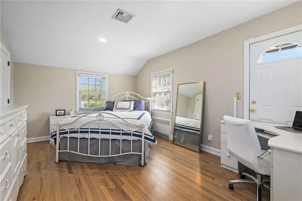 30 Colonial Road Bronxville NY 10708