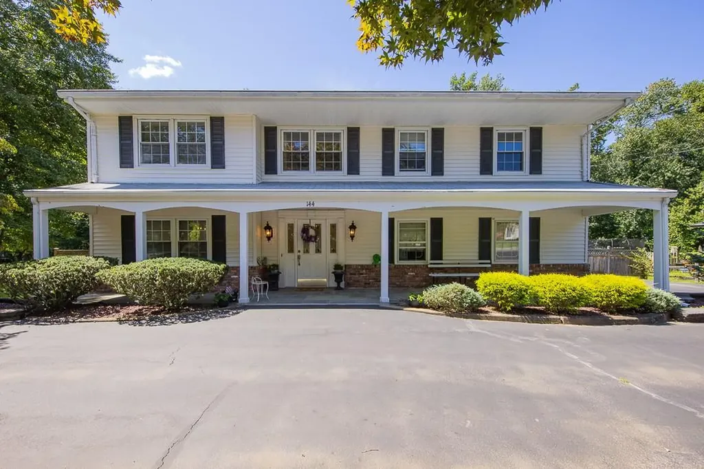 144 Waters Edge Congers NY 10920