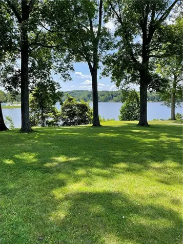 152 Lakeshore Drive E Carmel NY 10512