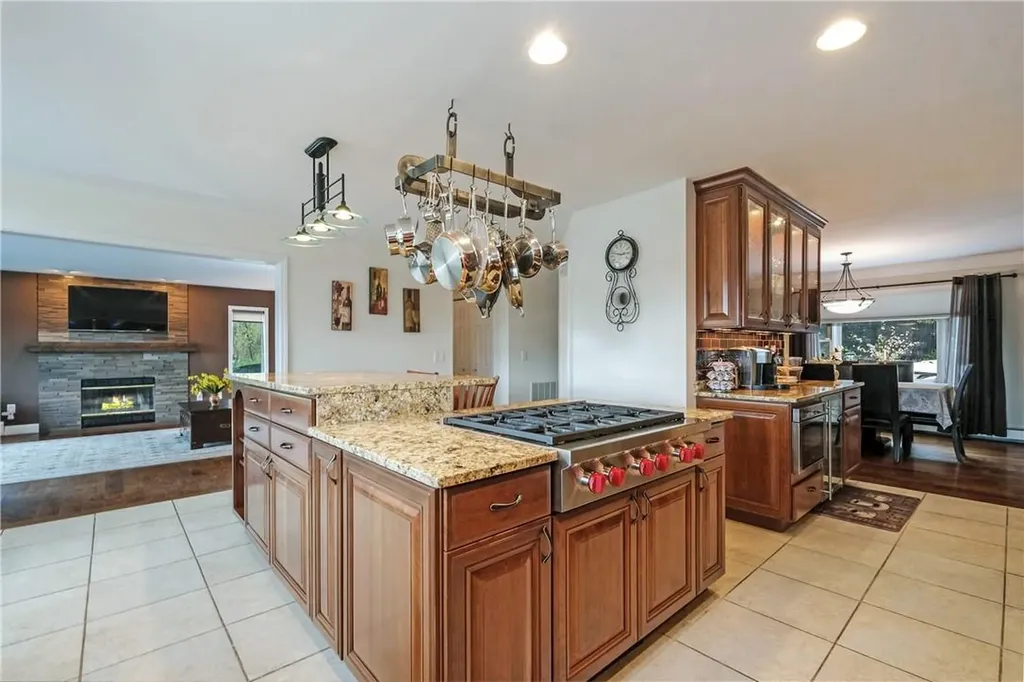 541 E Branch Road Patterson NY 12563