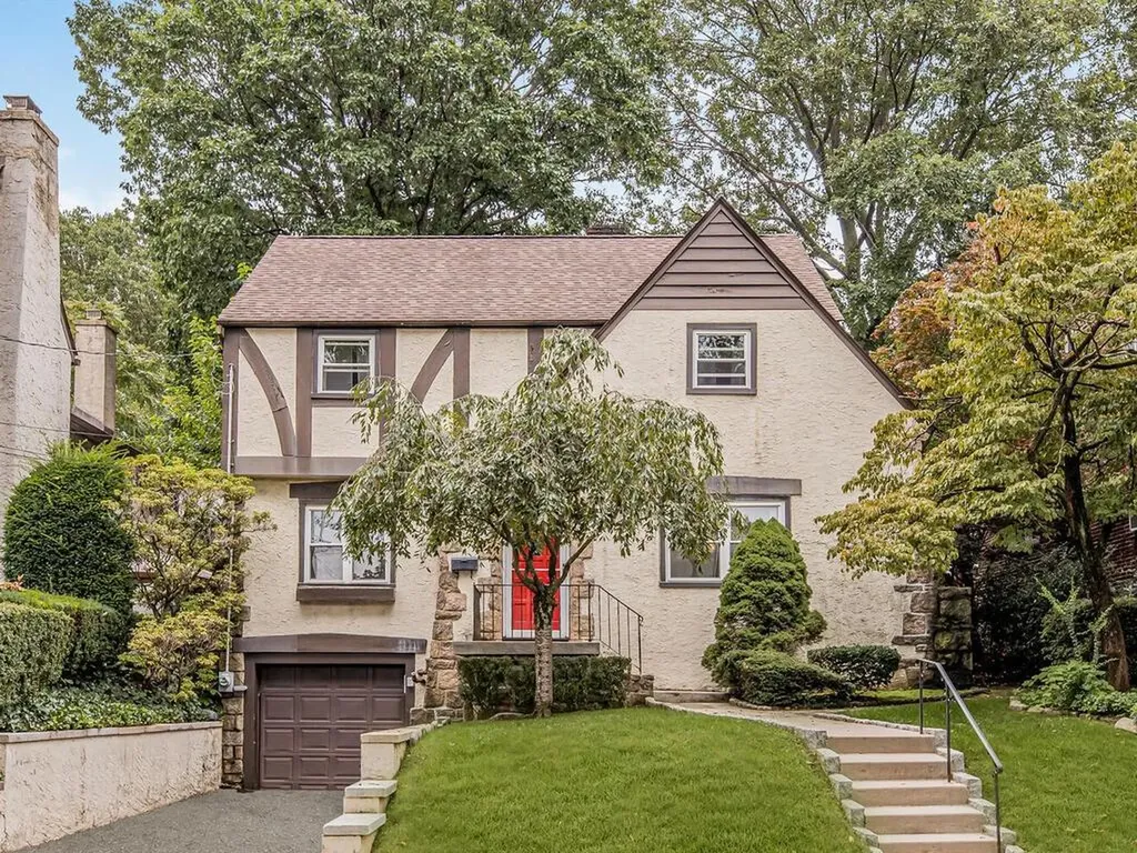 335 Collins Avenue Mount Vernon NY 10552