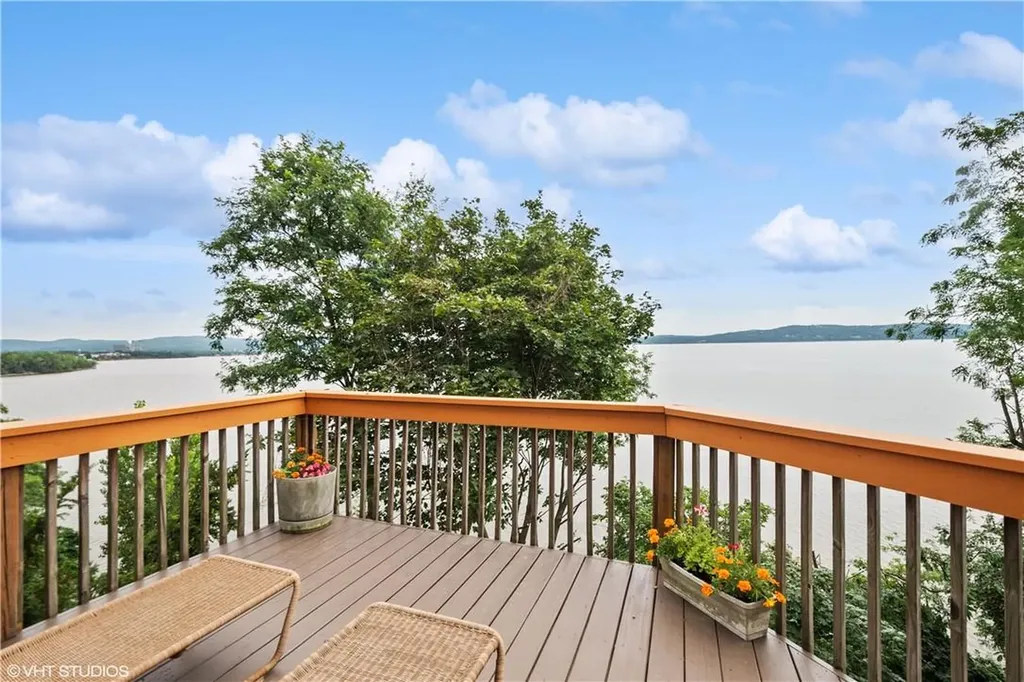 20 Riverside Avenue Haverstraw NY 10927