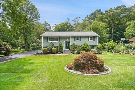 3871 Fawn Court Shrub Oak NY 10588