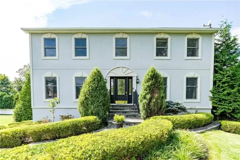 11 Marie Court Poughkeepsie NY 12601