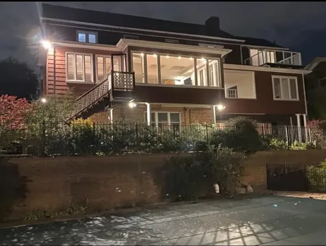 21 Echo Bay Drive New Rochelle NY 10805