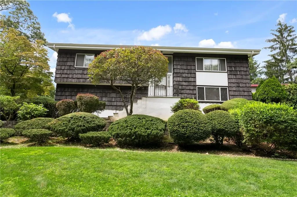 5 Brookdell Drive Hartsdale NY 10530