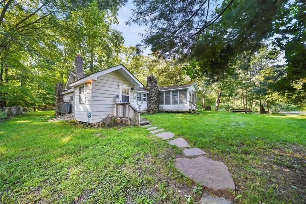 1 Tinny Lane Central Valley NY 10917