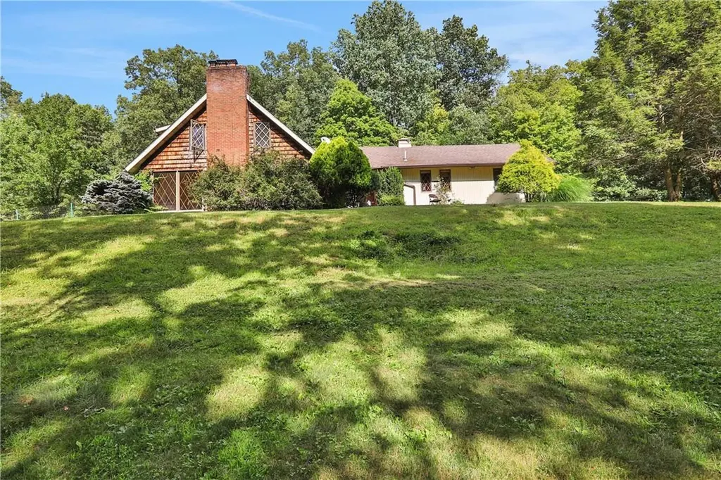 368 Smith Road Hyde Park NY 12538