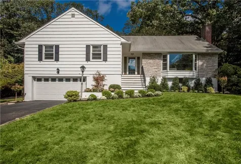 15 Country Road Mamaroneck NY 10543