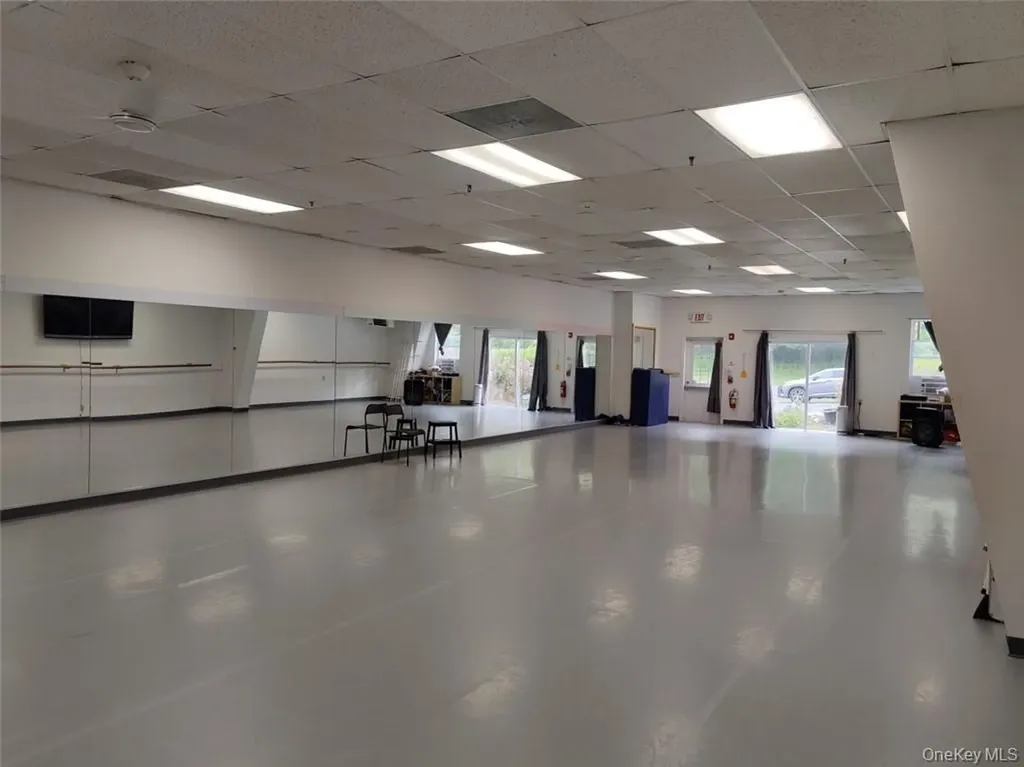 7578 N Broadway Red Hook NY 12571