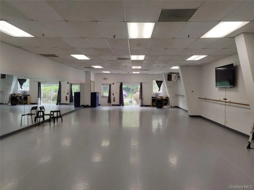 7578 N Broadway Red Hook NY 12571