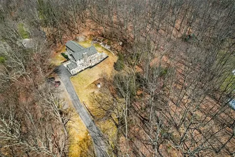 86 Old Route 55 Pawling NY 12564