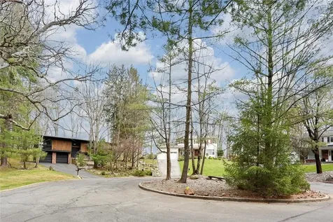 3 Colt Court New City NY 10956