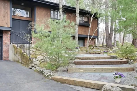 3 Colt Court New City NY 10956
