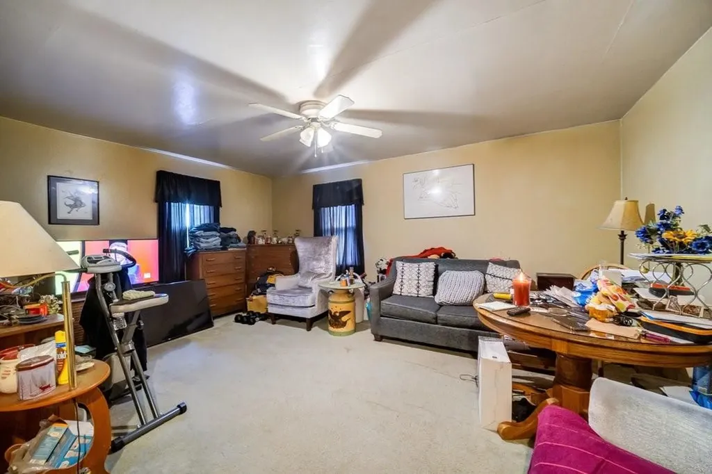 1725 Route 284 Slate Hill NY 10973