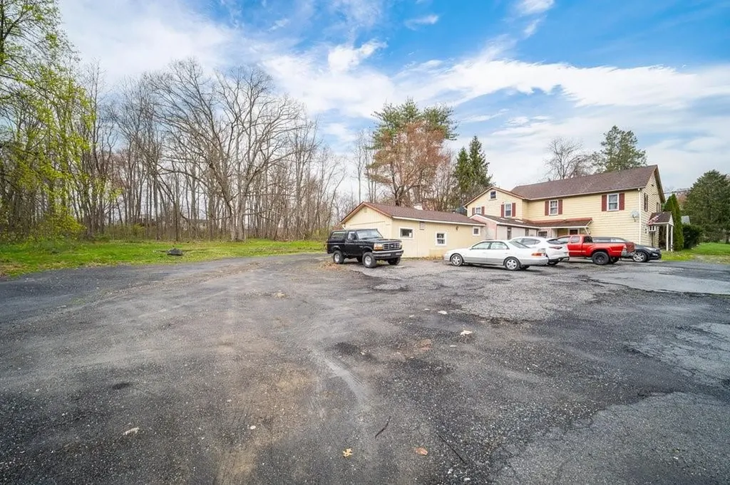 1725 Route 284 Slate Hill NY 10973
