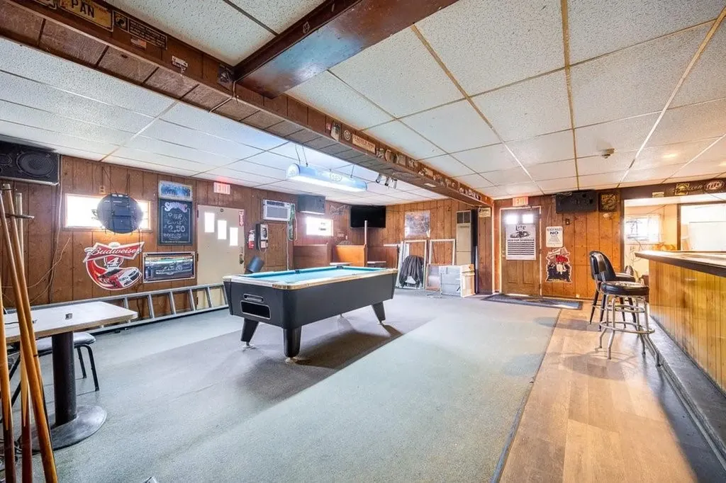 1725 Route 284 Slate Hill NY 10973