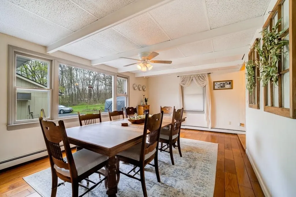1725 Route 284 Slate Hill NY 10973