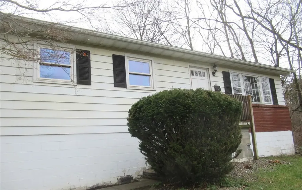 21 Ireland Drive Poughkeepsie NY 12603