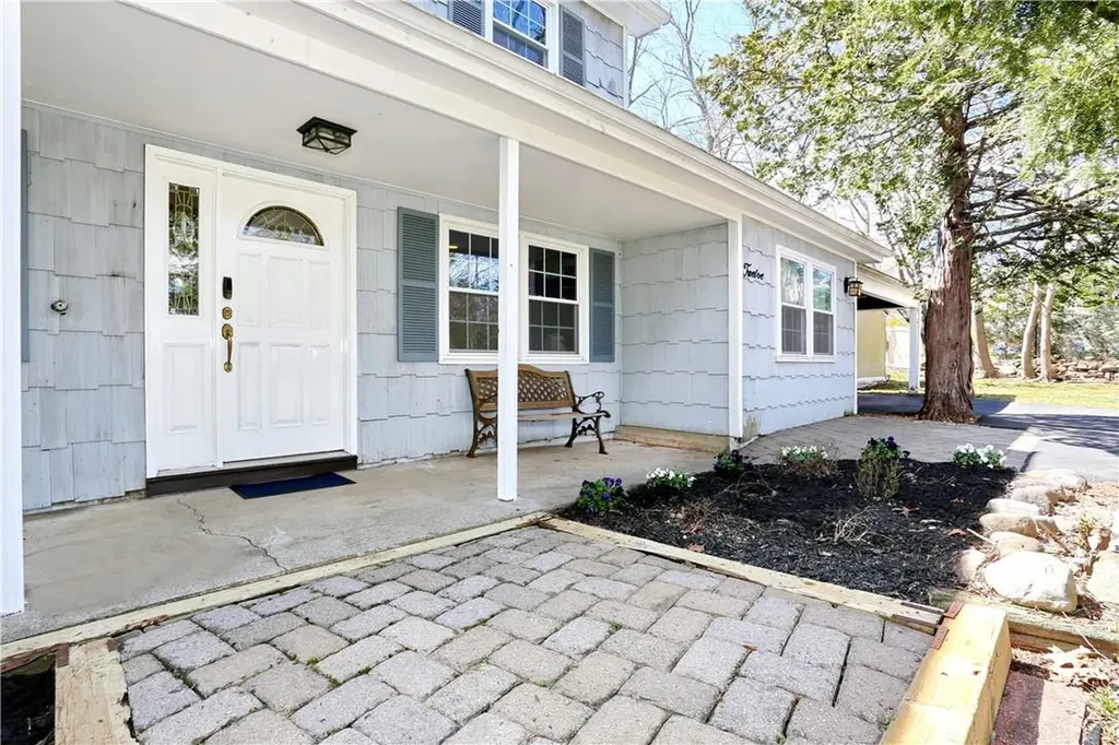 12 Kakiat Lane Spring Valley NY 10977