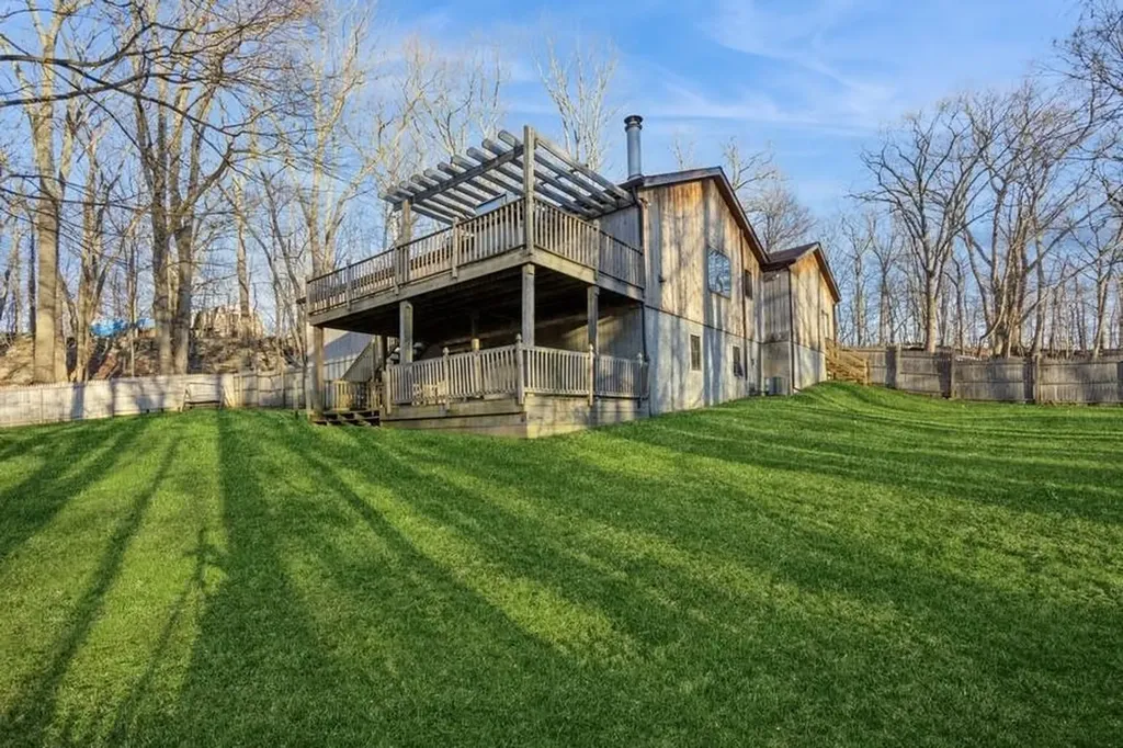 25 Longridge Trail Putnam Valley NY 10579