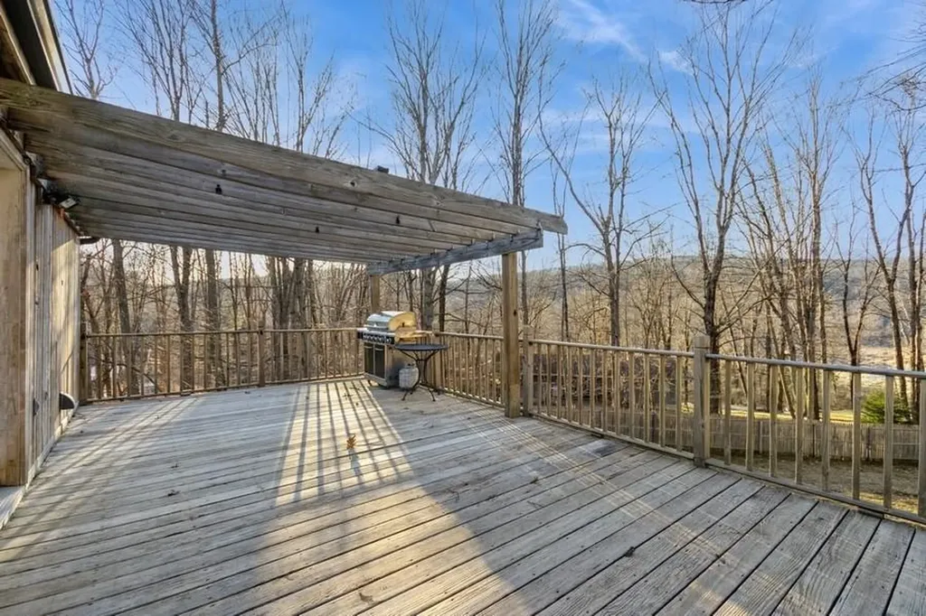 25 Longridge Trail Putnam Valley NY 10579