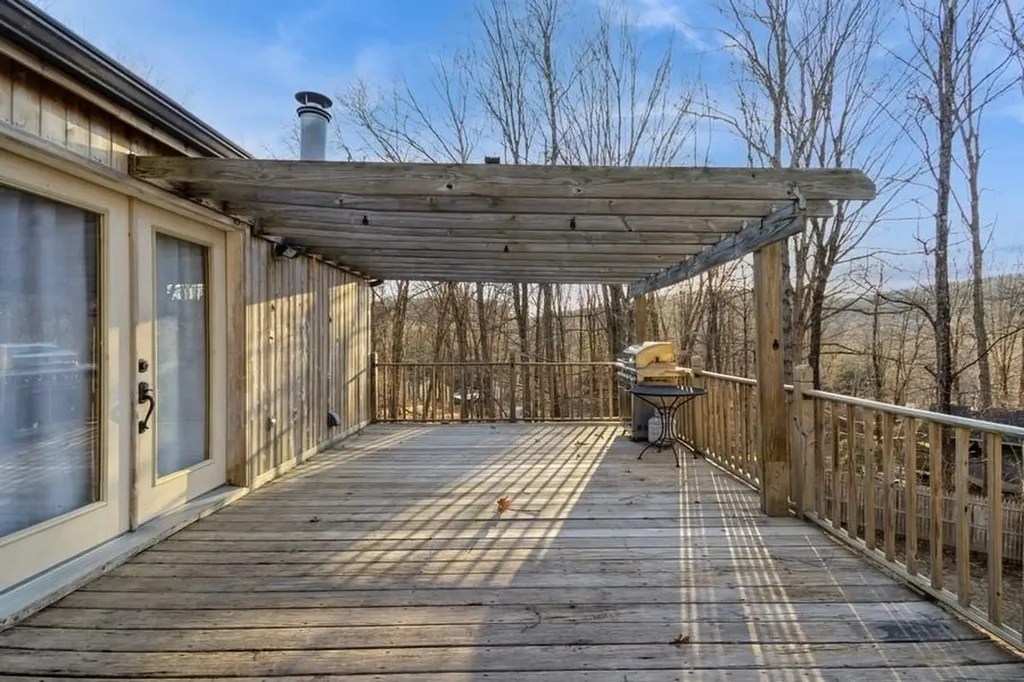 25 Longridge Trail Putnam Valley NY 10579