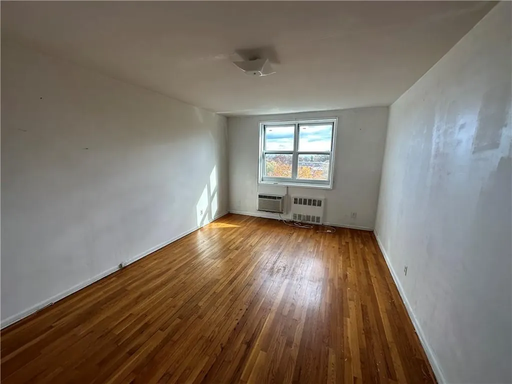 76 Dehaven Drive Yonkers NY 10703