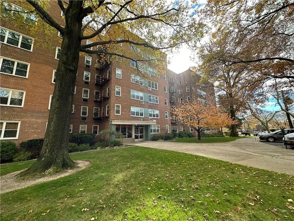 76 Dehaven Drive Yonkers NY 10703