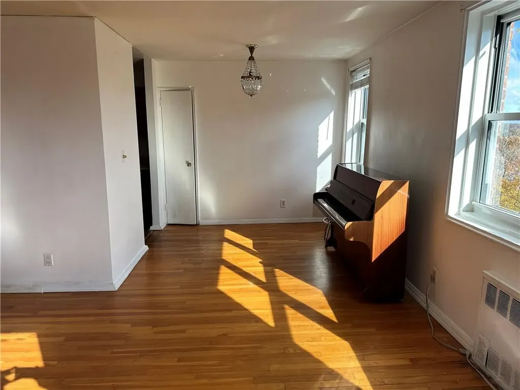 76 Dehaven Drive Yonkers NY 10703