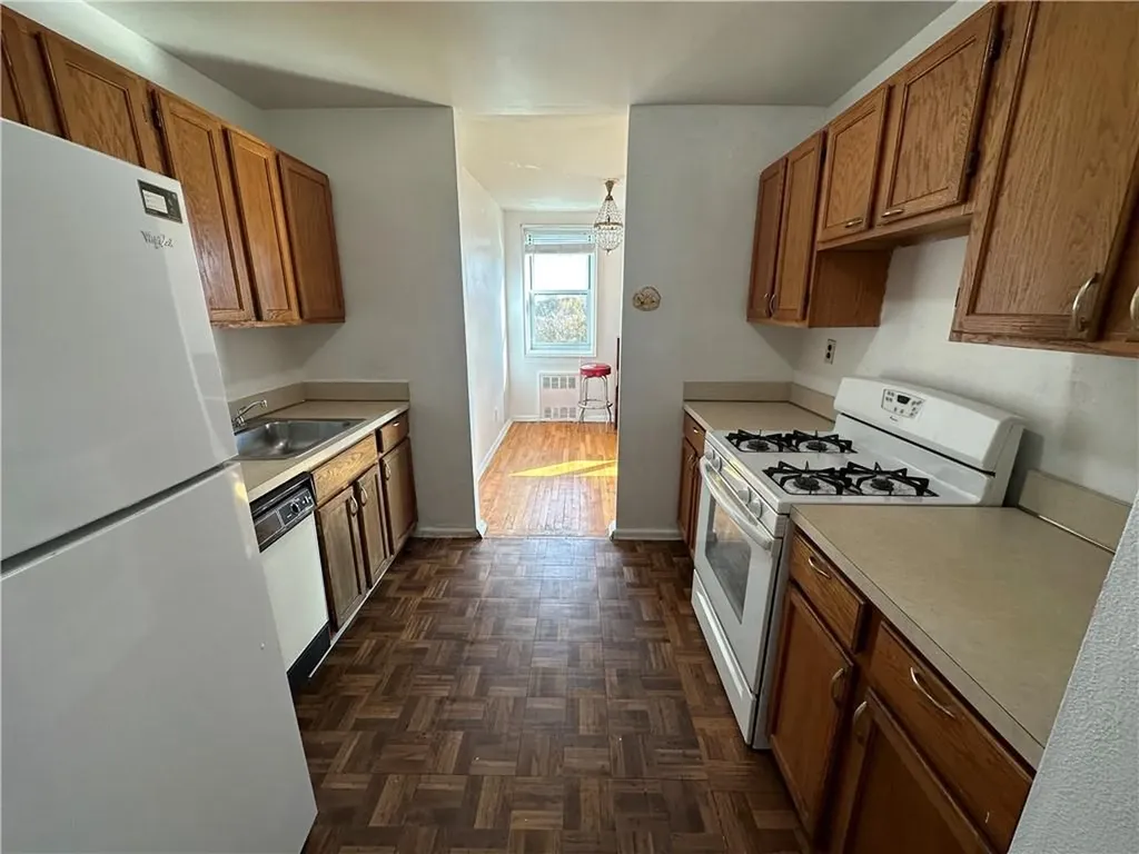 76 Dehaven Drive Yonkers NY 10703
