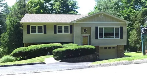 34 Lake Shore Drive Pleasantville NY 10570