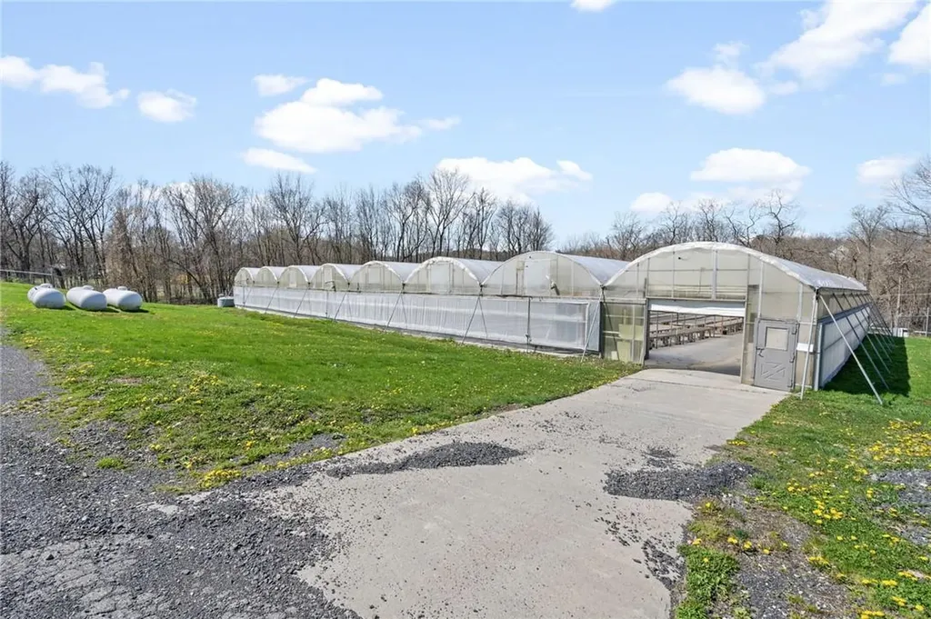 2736 State Route 208 Walden NY 12586