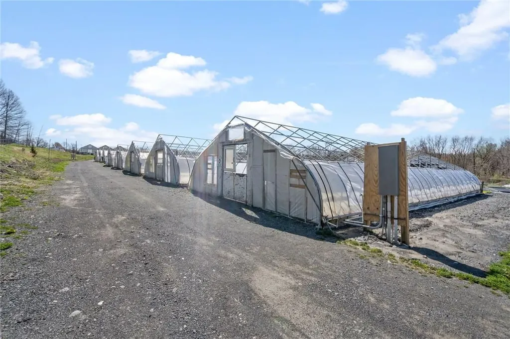 2736 State Route 208 Walden NY 12586