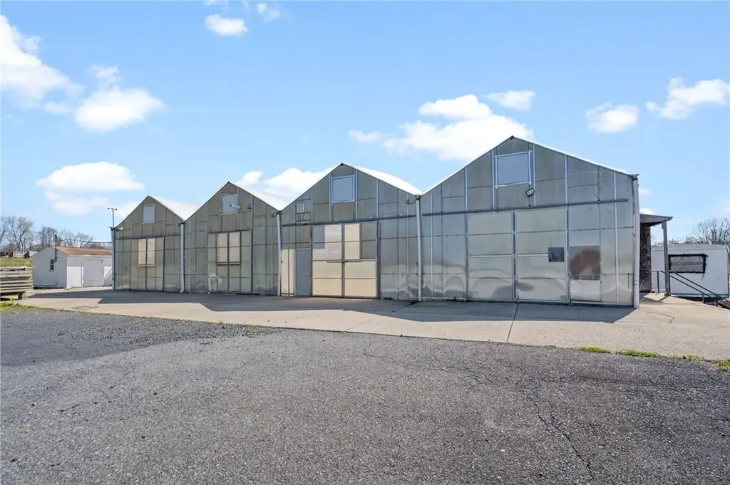 2736 State Route 208 Walden NY 12586