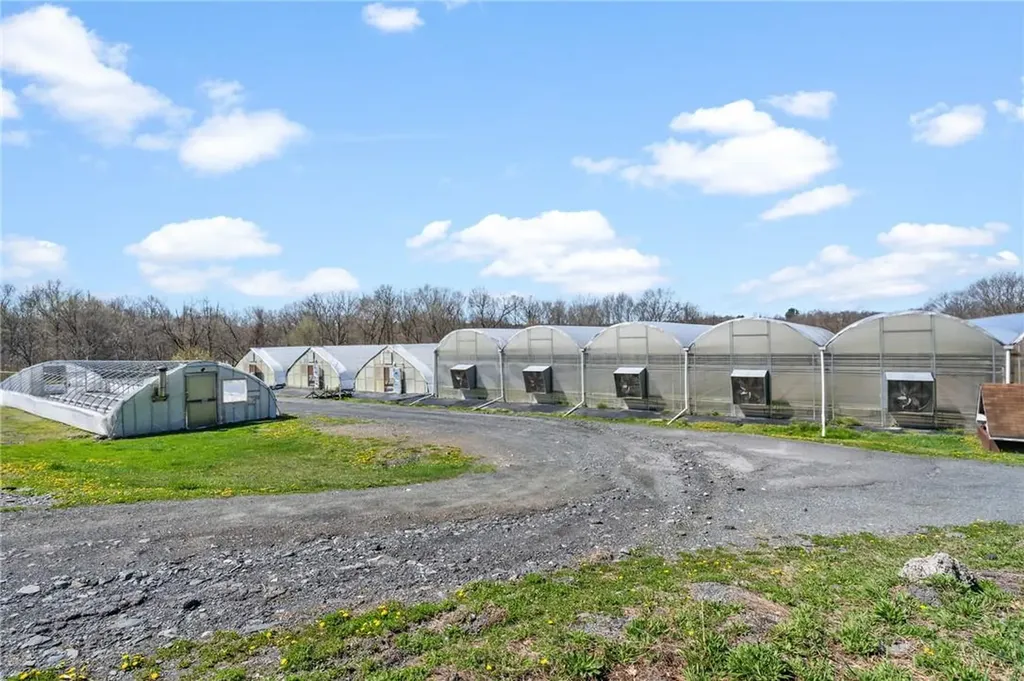 2736 State Route 208 Walden NY 12586