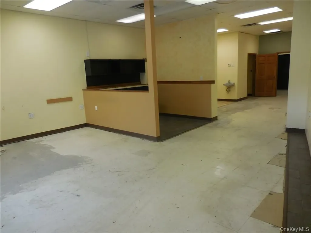 77 N Plank Road Newburgh NY 12550