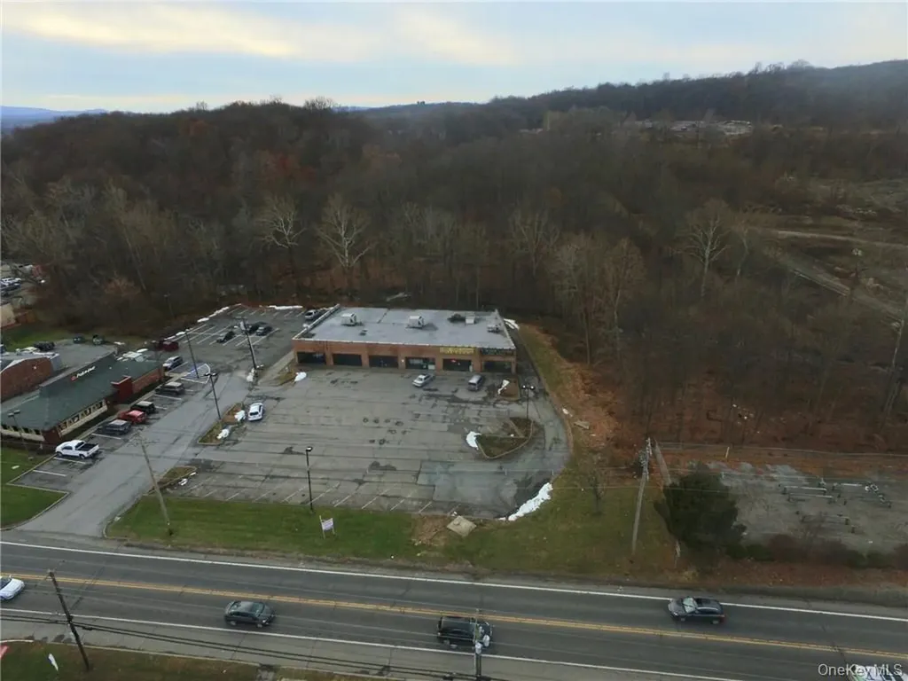 77 N Plank Road Newburgh NY 12550