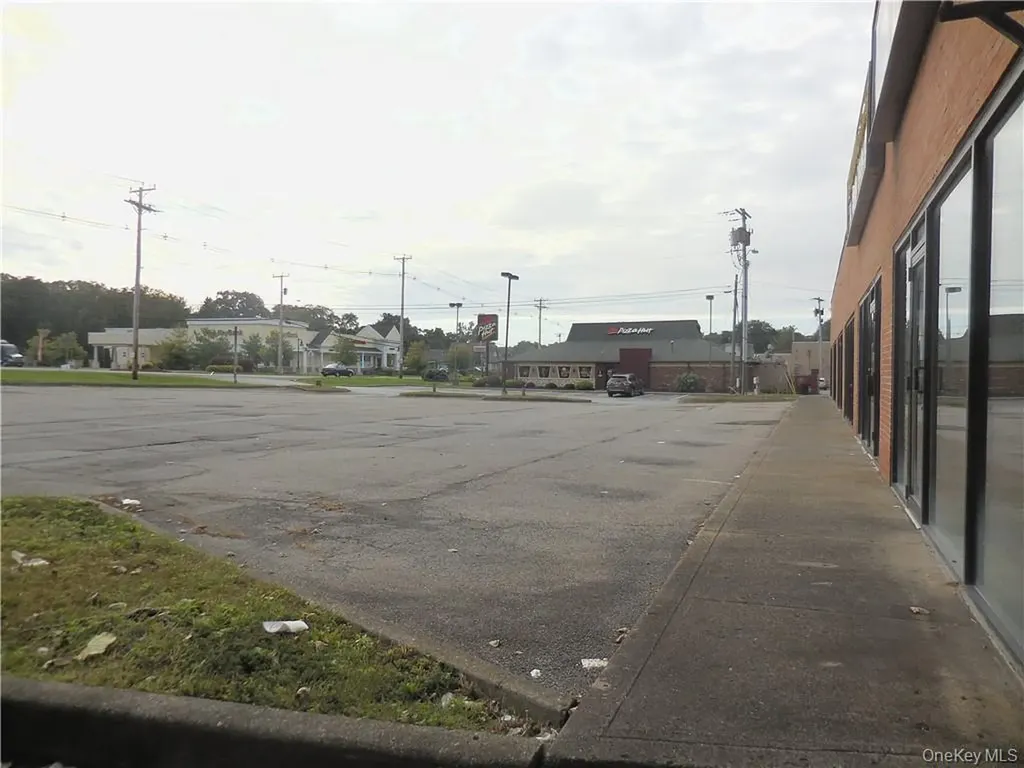 77 N Plank Road Newburgh NY 12550