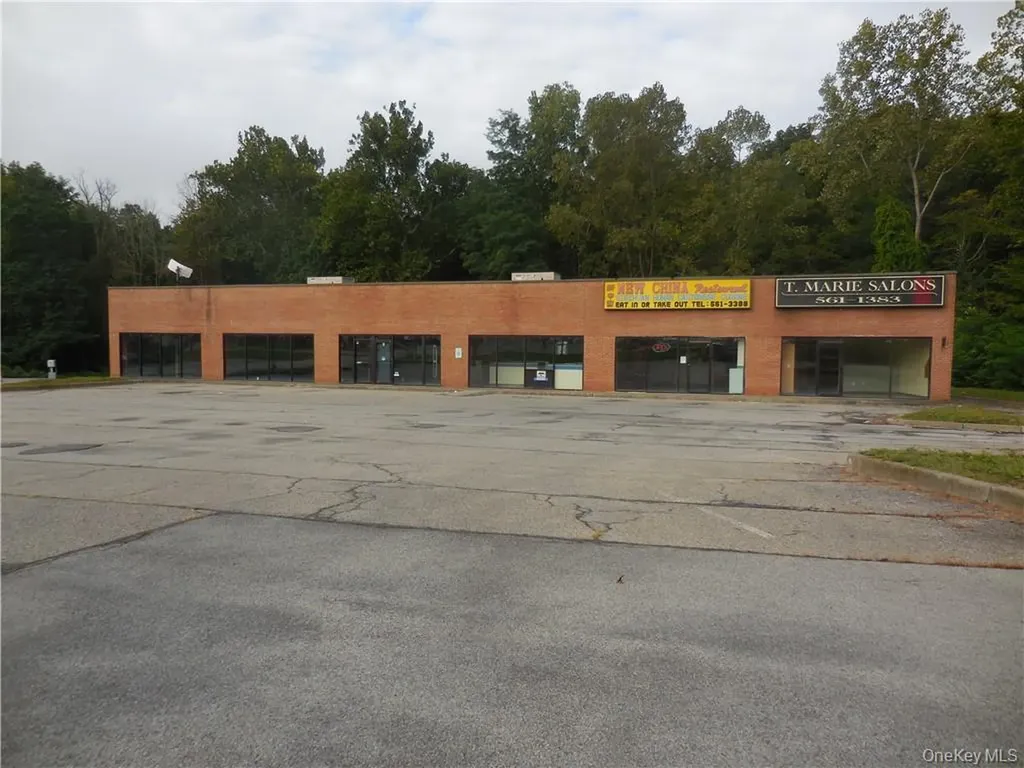 77 N Plank Road Newburgh NY 12550