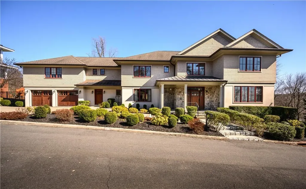 31 Dearman Close Irvington NY 10533