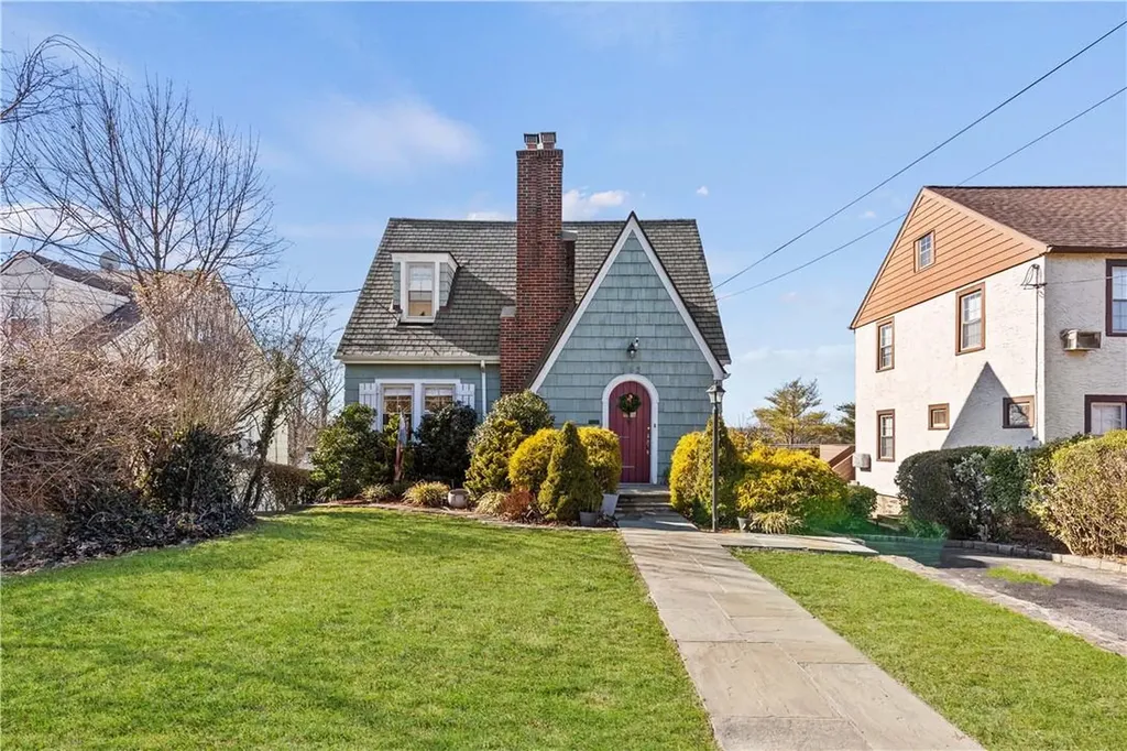 143 Park Drive Eastchester NY 10709