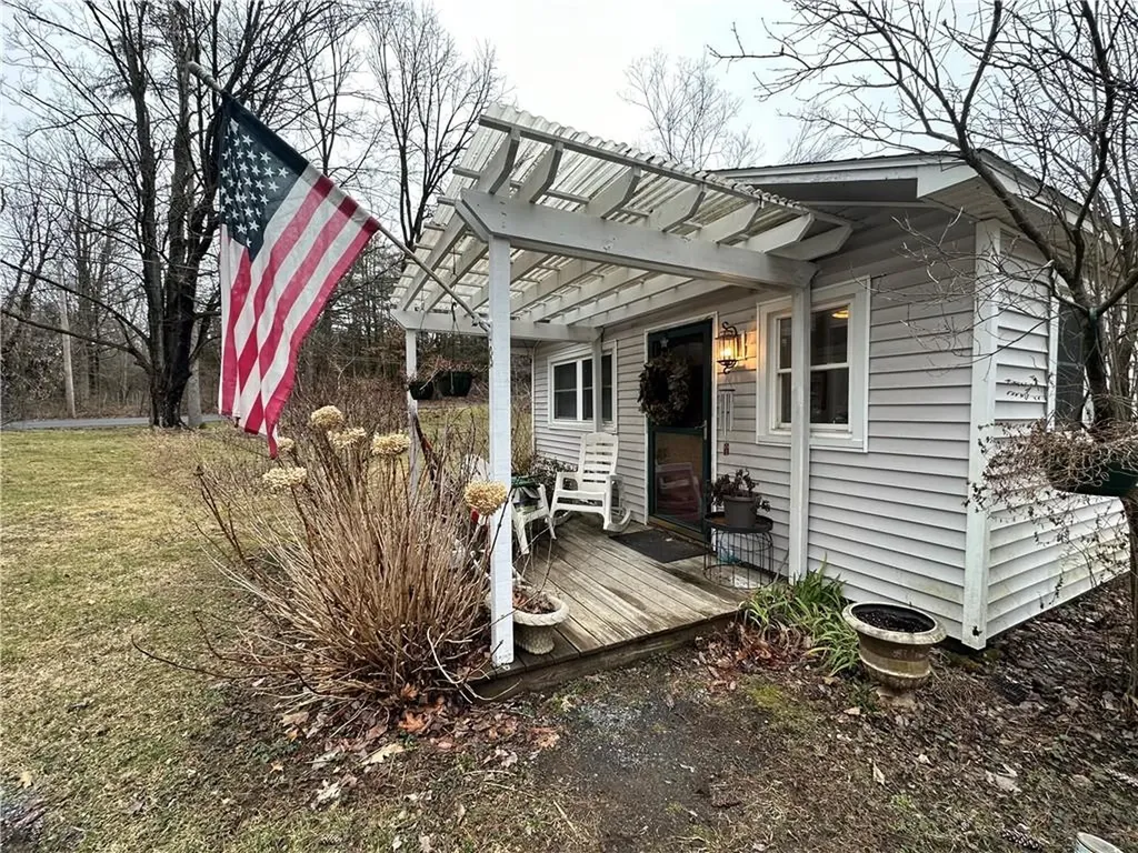 18 Baxter Road Elizaville NY 12523