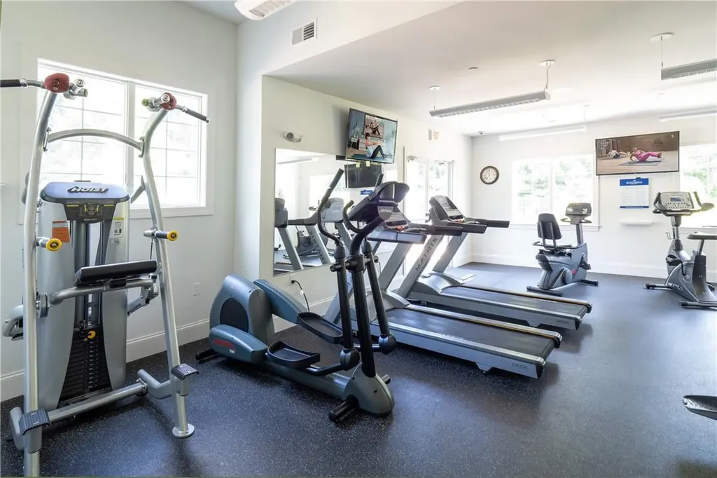 157 Hudson View Terrace Hyde Park NY 12538