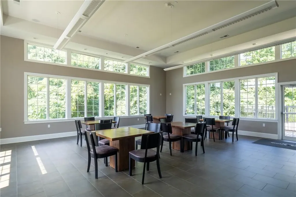 157 Hudson View Terrace Hyde Park NY 12538