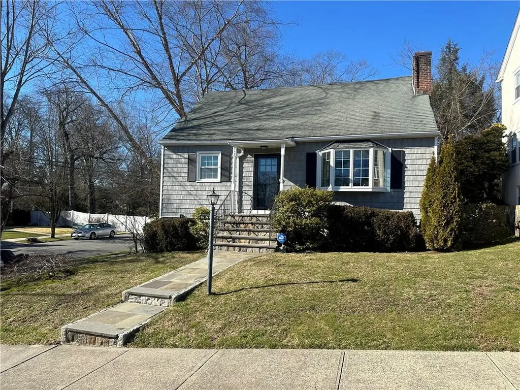 112 Robert Avenue Port Chester NY 10573