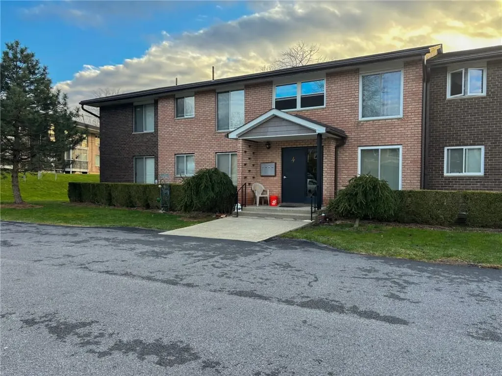 4 Barnett Drive Monroe NY 10950